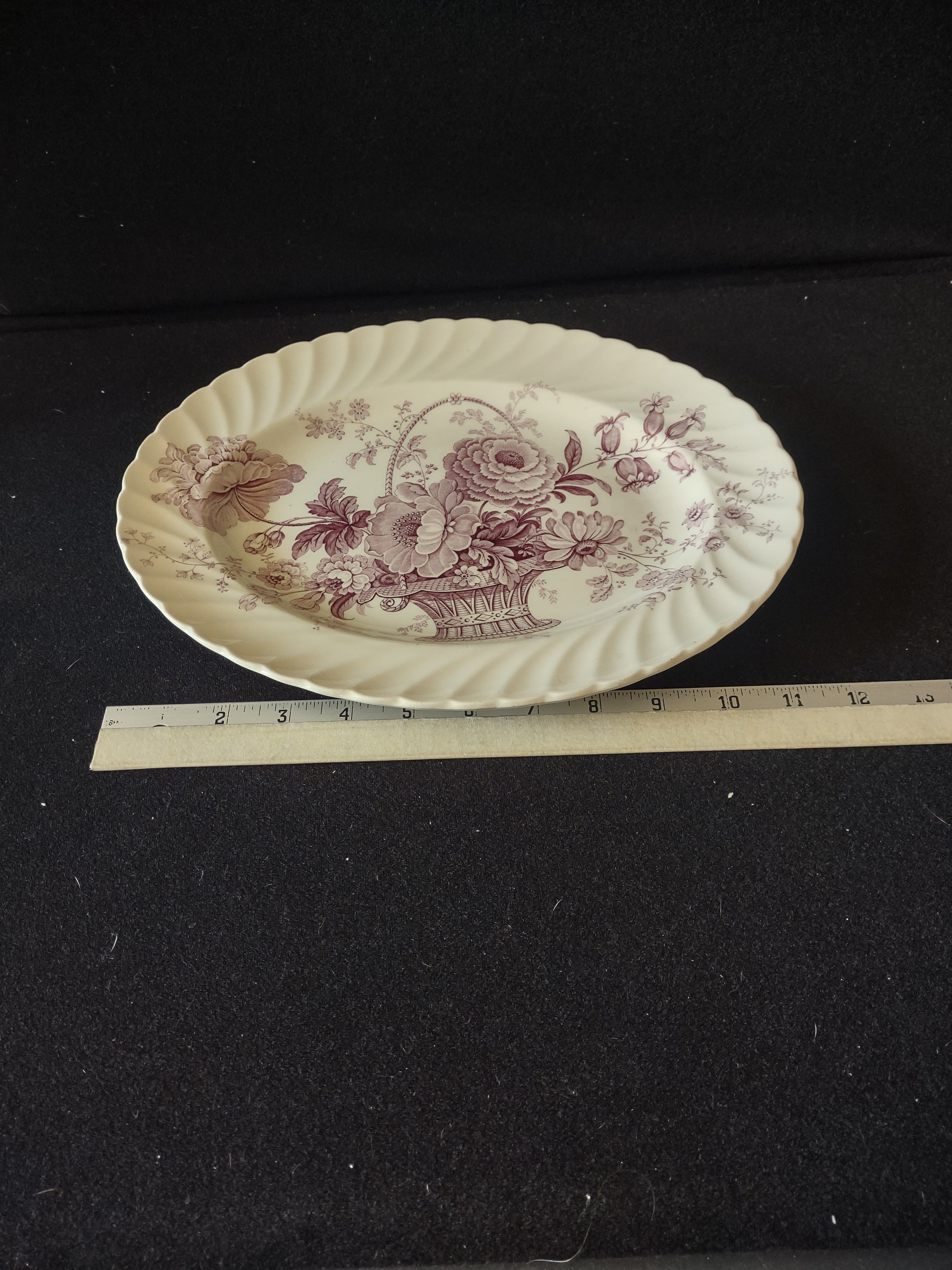 Vintage Royal Staffordshire Serving Platter Charlotte Floral Basket (Lot 5676)