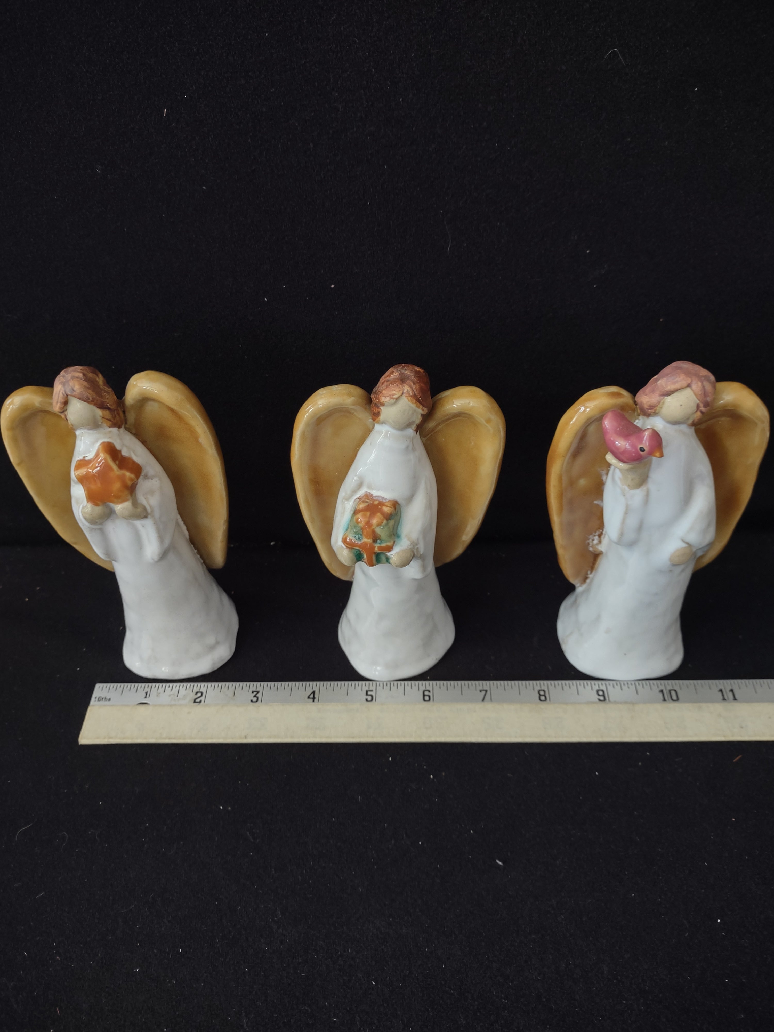 Vintage Ceramic Christmas Angel Figurines Star Gift Bird Set Of 3 (Lot 3843)