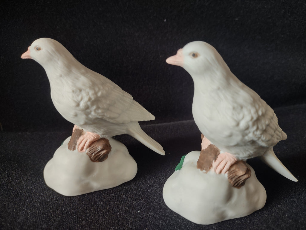 Vintage Set of 2 Christmas 3" Dove Fine Grain Porcelain Bisque Aldon(lot 4753)