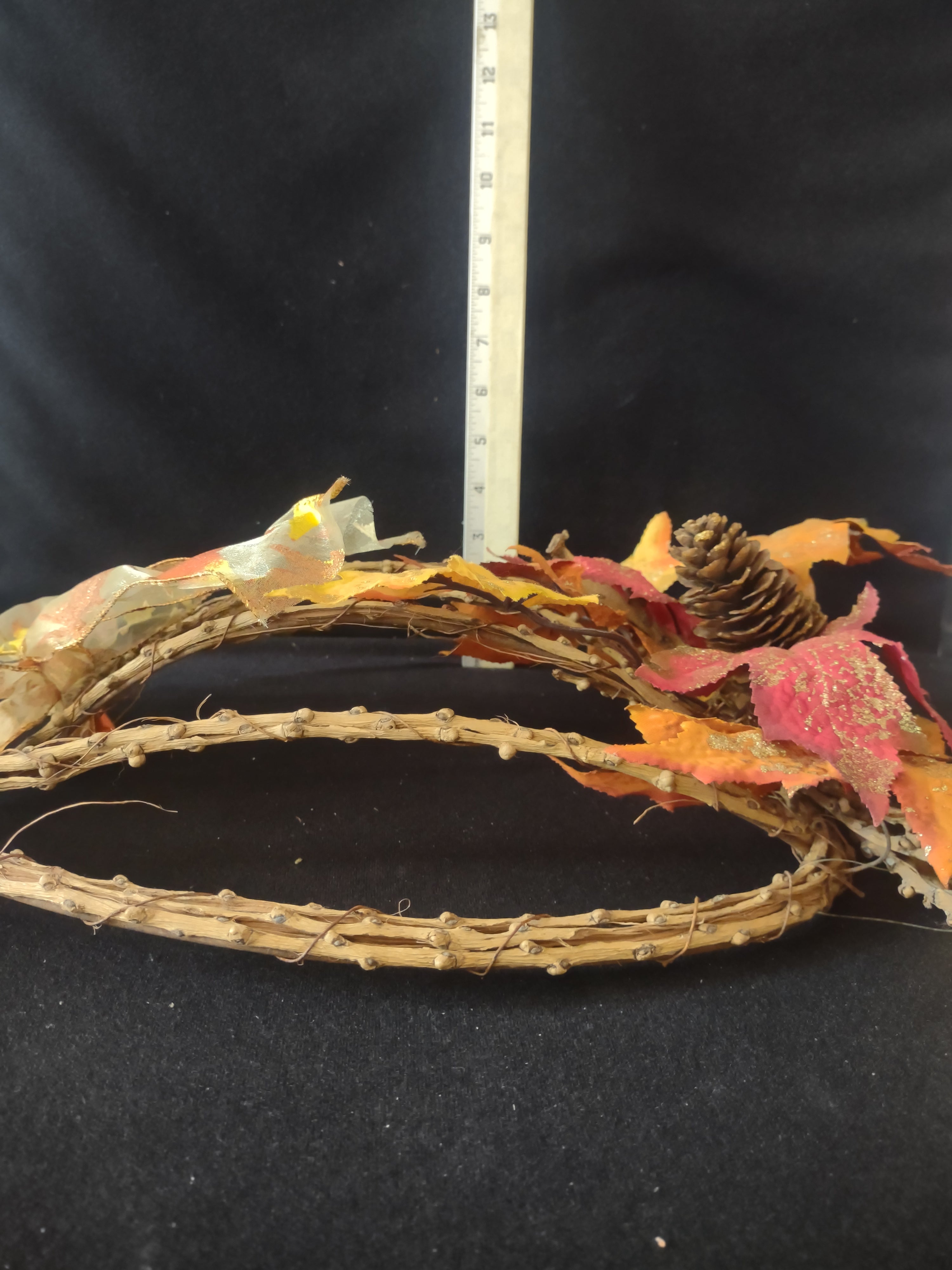 Rustic Harvest/Thanksgiving/Fall Pumpkin Grape Vine Wall Hanging (Lot 3429)