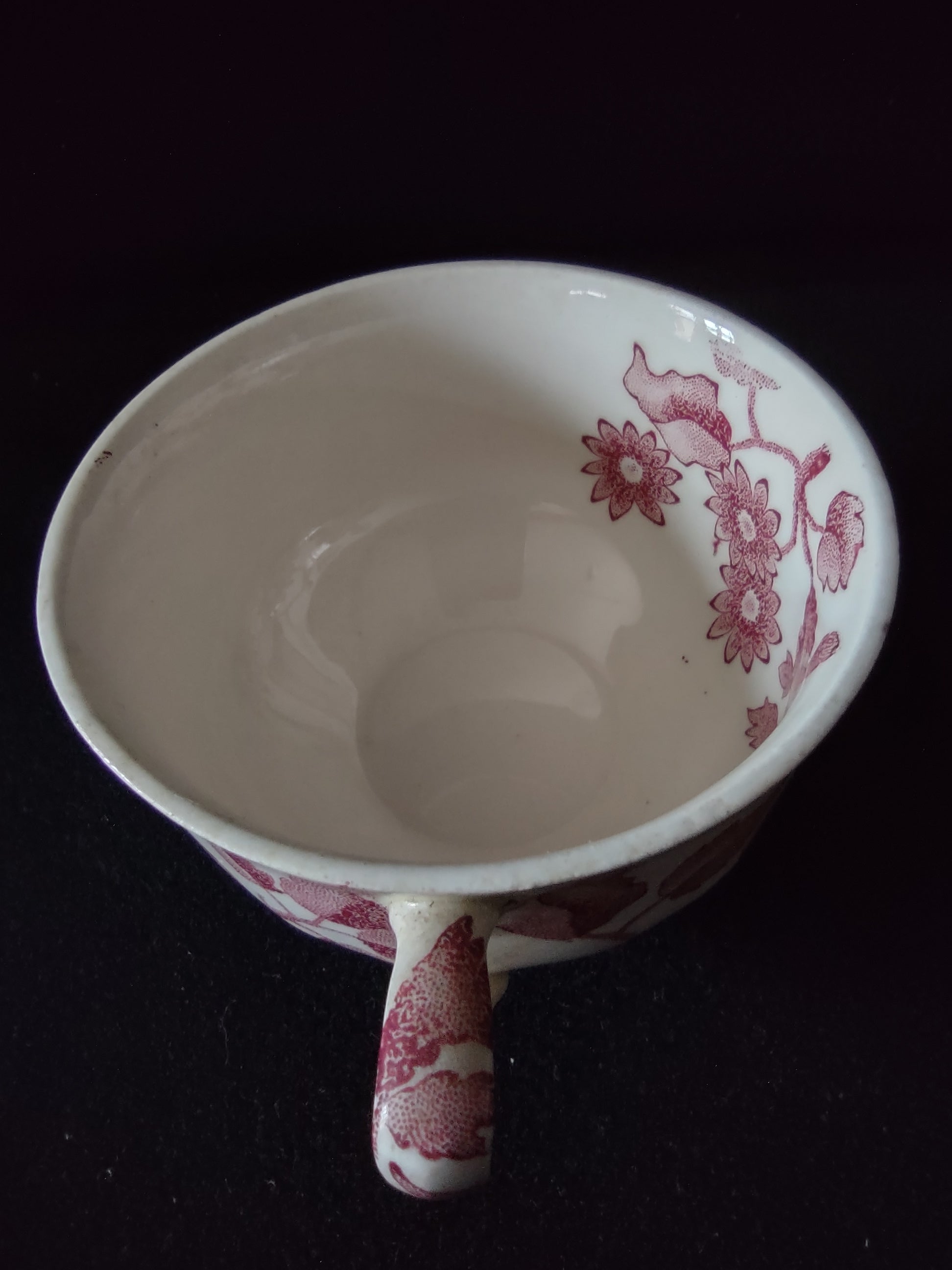 Vintage Johnson Brothers Teacup English Chippendale IMPERFECT (Lot 5565)