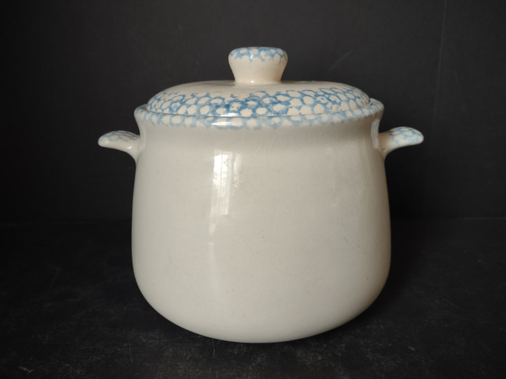 Vintage Stoneware Hearts White Blue Soup Tureen Cottage NO Ladle (lot 5305)