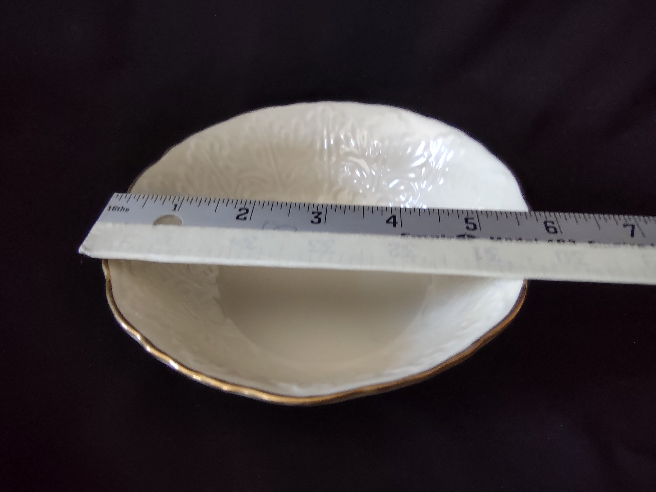 Vintage Lenox Small Serving Round Bowl Grape Leaves Design (lot 1988)