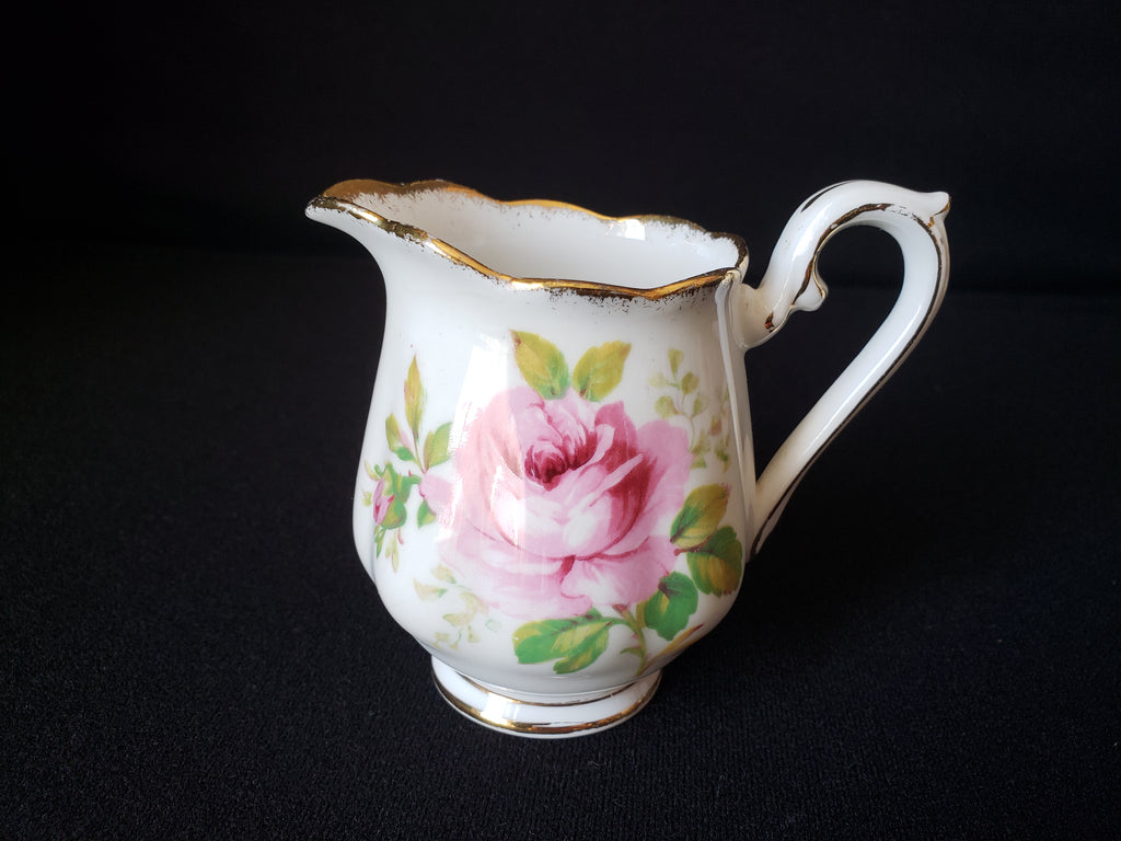 Vintage Royal Albert American Beauty Creamer (lot 2046)