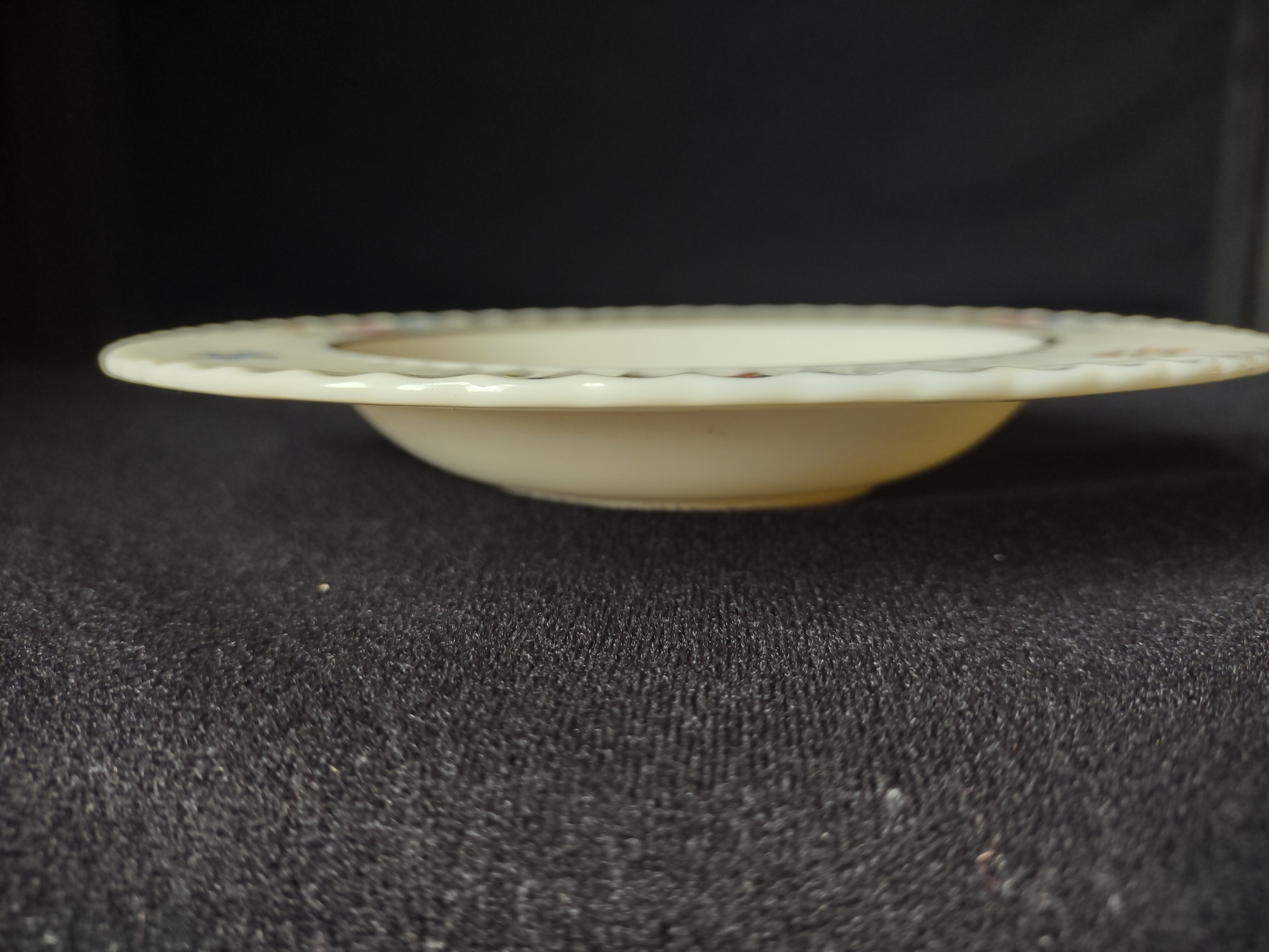 Vintage Lenox Pavlova Small Coupe Plate (lot 1843)